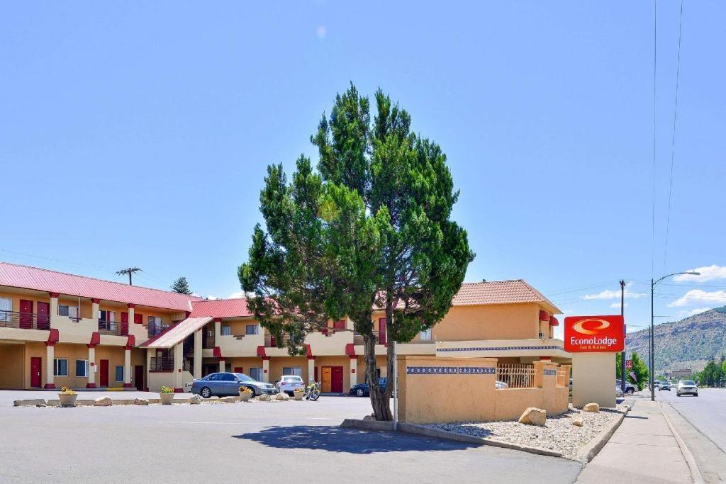 Econo Lodge Inn & Suites Durango Exterior photo