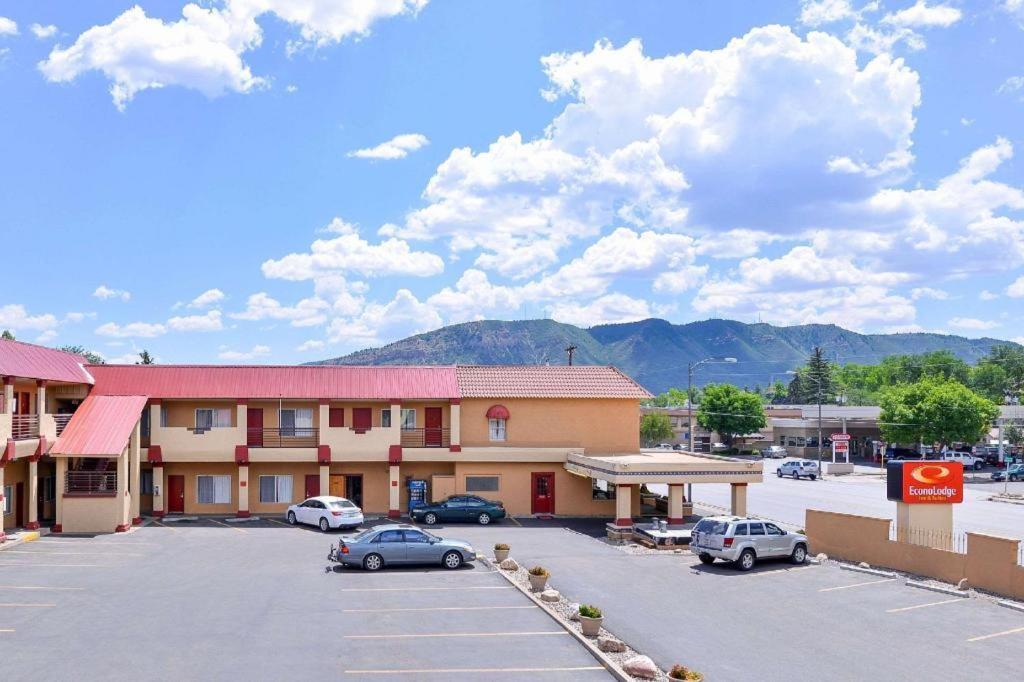 Econo Lodge Inn & Suites Durango Exterior photo