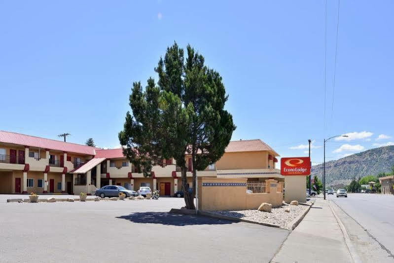 Econo Lodge Inn & Suites Durango Exterior photo